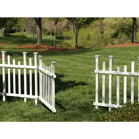 Zippity Outdoor Products 5 2 Ft X 2 5 Ft White Vinyl Madison Fence