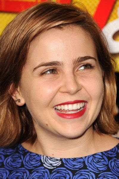 mae whitman on playing mary elizabeth in the perks of