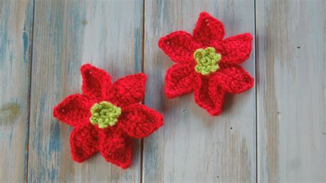 crochet   crochet  mini poinsettia yarn scrap friday
