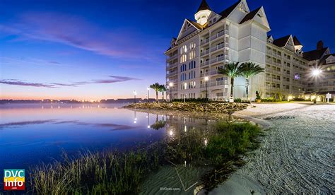 gorgeous sunrise   disney vacation club resorts