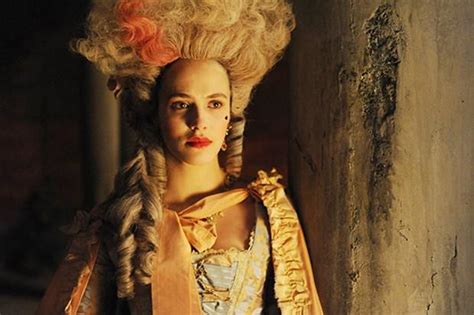 jessica brown findlay on playing harlots top courtesan