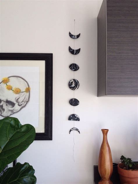 creative ways  decorate  home  unexpected handmade wall decor