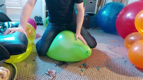 big green balloon sit pop youtube