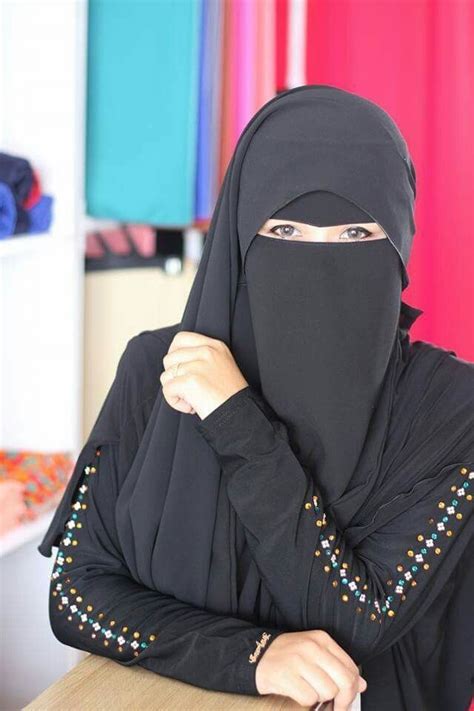 pin by مُّلَّآآآذ رًّوّوّحّْيٌّ on niqab hijab niqab arab girls hijab niqab fashion
