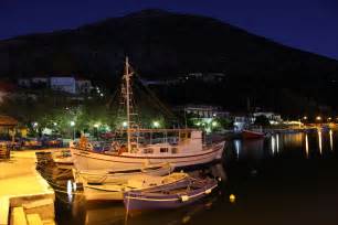 kalamos harbour  night photo  kalamos  meganisi greececom
