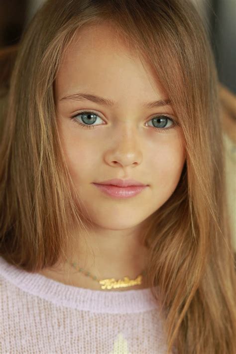 kristina pimenova  la nina mas guapa del mundo tiene nueve anos es modelo  se llama