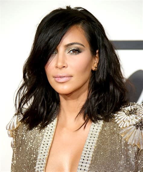 Short Wavy Bob Kim Kardashian S Best Hairstyles Ever Us Weekly