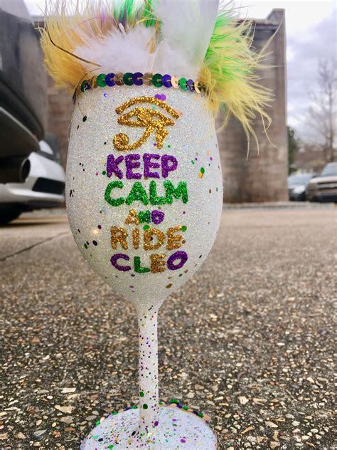 Pin By Brittnie Hamel On Cleo Cups Mardi Gras Decorations Crafts