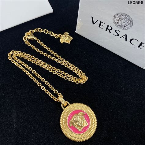 versace necklace  replica