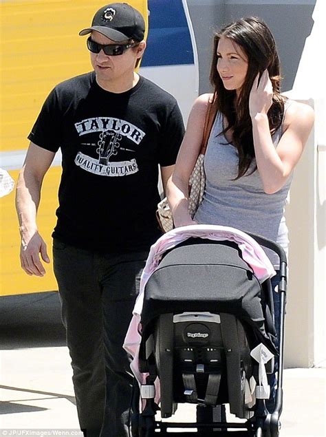 jeremy renner s custody fight gets even uglier daily mail online