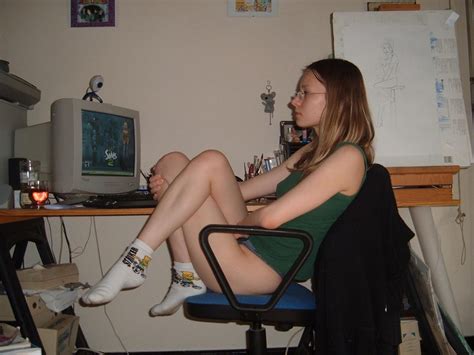real teen geek girl playing video games nude pichunter