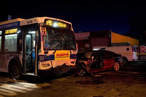 Numerous Injuries In Brooklyn Bus Crash The New York Times