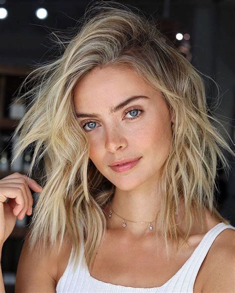 45 Popular Short Messy Hairstyles 2019 Honey Blonde Hair Blonde