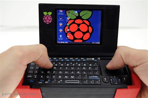 pi   worlds  ultra small raspberry pi laptop tutorial