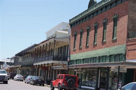 historic downtown area   perfect place  spend  day shopping