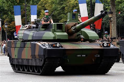 france  showed    tank sporting  massive main gun