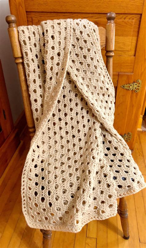 classically simple crochet shell blanket allfreecrochetafghanpatternscom