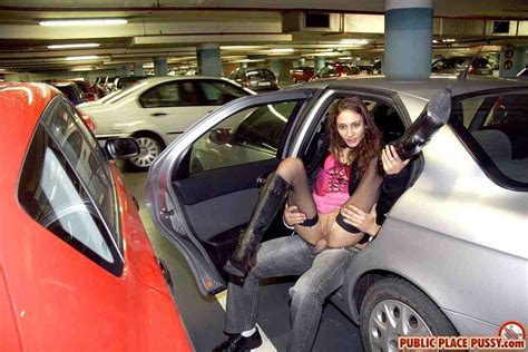 slut getting fucked in a parking lot pichunter