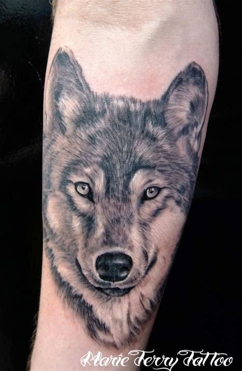 wolf tattoo  cool game  thrones pictattoos pinterest wolves wolf tattoos  tattoos