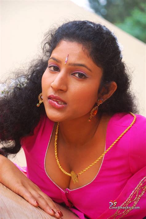 manju shobana hot images tamil aunties