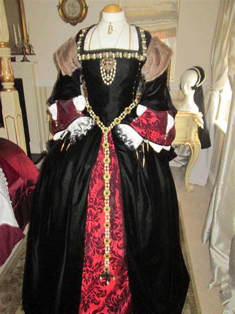 anne boleyn portrait gown  french hood