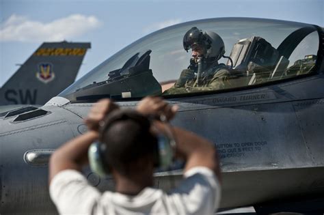 militarys stunning fighter pilot shortage    billets