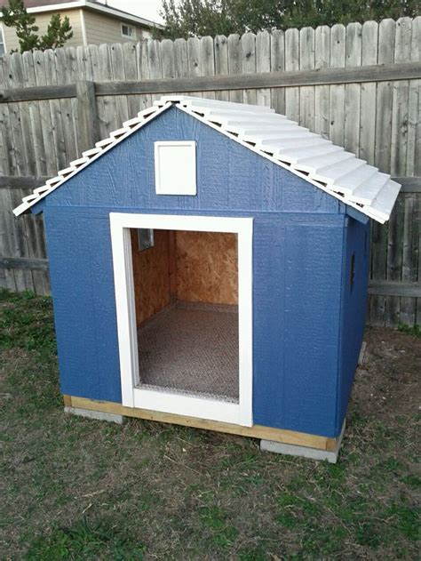 dog house  built   great danevery solid     lifetime   grown men