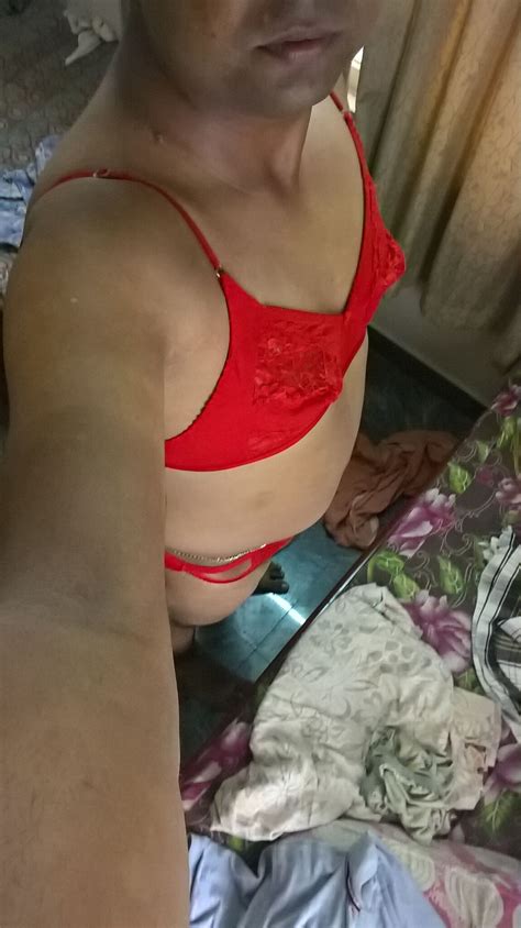 sexy naked pics of a desi crossdresser in red bra and panty indian gay site