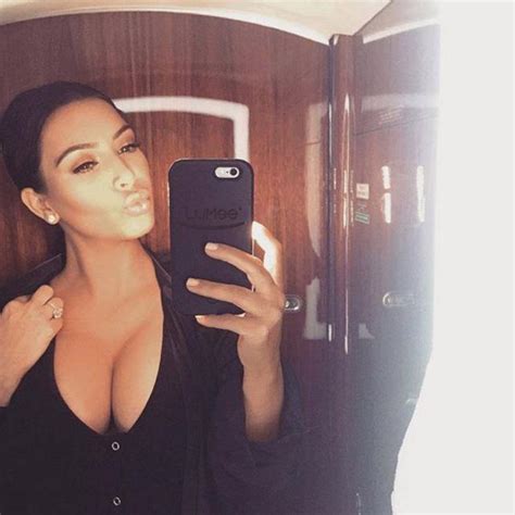 36 Kim Kardashian Selfies That Nearly Broke The Internet