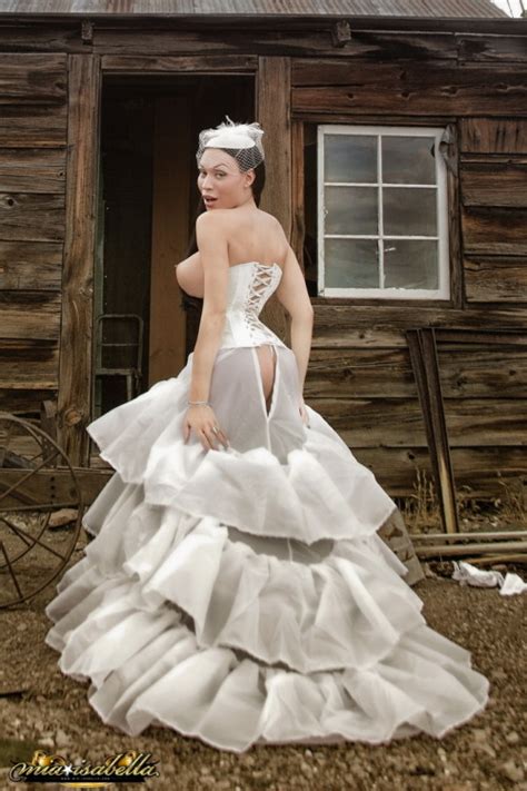 shemale wedding dress