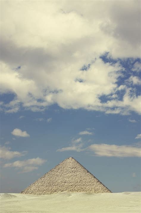 egypt pyramid red pyramid pyramids egypt wonders   world great