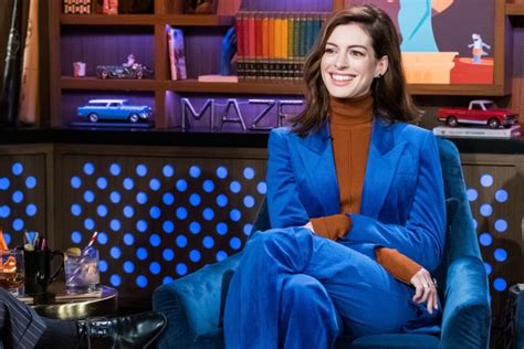 anne hathaway on her anxiety i did everything wrong for