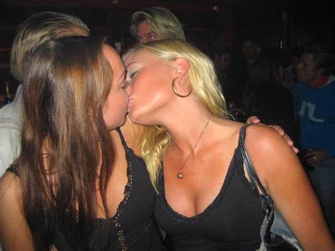 sexy hot swedish women photos sexy hot swedish women two hotties kissing