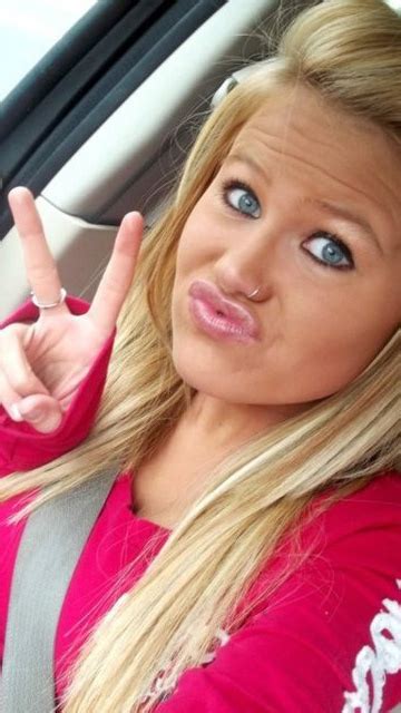 18 Worst Duck Face Selfies Since Cell Phones Were Invented Gallery