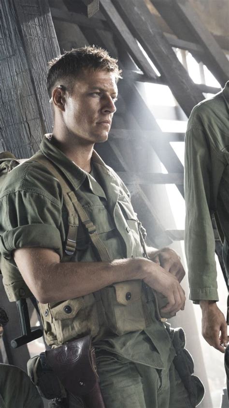 luke bracey in hacksaw ridge daily fashion and style inspo handsome