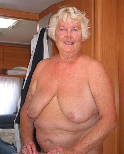 granny saggy tits with stretch marks milf picture