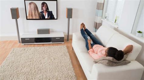 Apa Manfaat Kita Menonton Tv – Gudang Materi Online