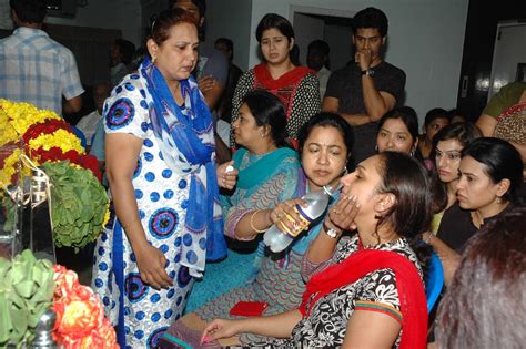 Actress Manjula Death Ceremony Stills Tollyreels