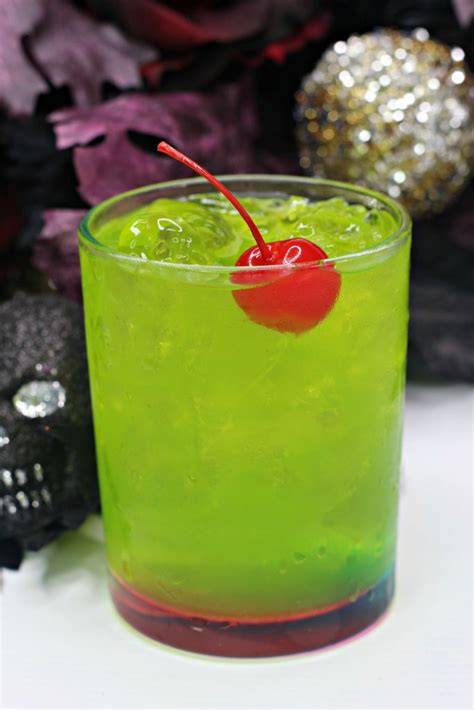 easy hocus pocus cocktail for halloween our wabisabi life