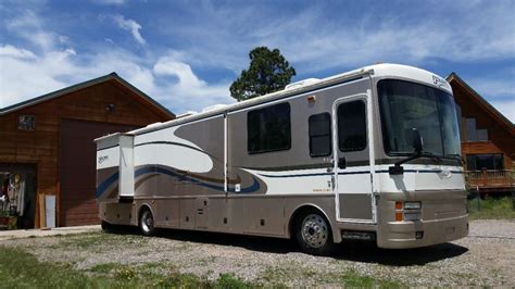 fleetwood discovery  rvs  sale