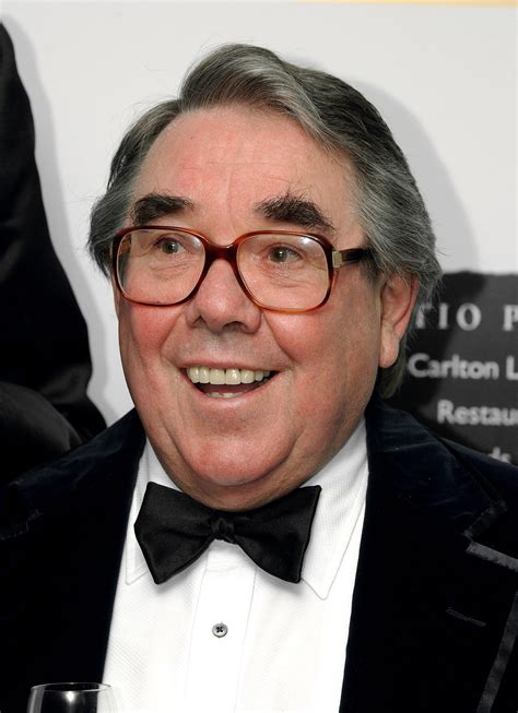 ronnie corbett biography ronnie corbetts famous quotes sualci quotes