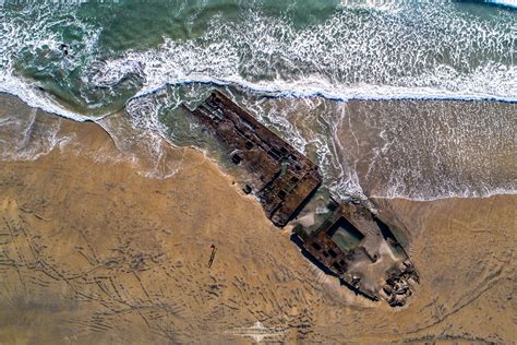amazing shipwreck  coronado beach  exposed   short time