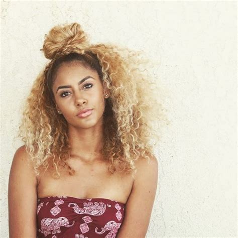 Curly Girls To Follow On Instagram Models With Curly Hair