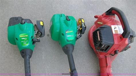 2 Weedeater Featherlite Gas Powered String Trimmers In Wamego Ks