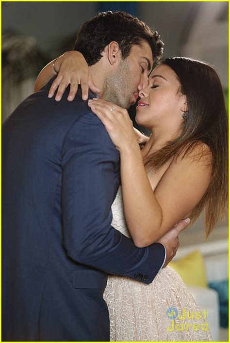 jane the virgin poll are you team rafael or team michael photo 751767 photo gallery