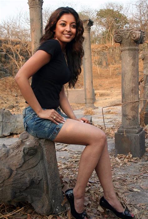 bollywood actress zone tanushree dutta latest hot still bollywood actress zone