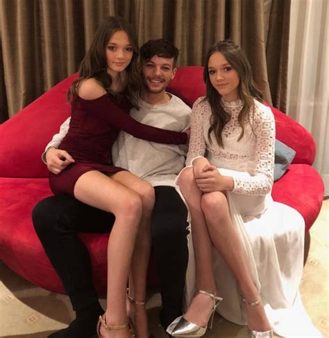 who are louis tomlinson s siblings and how old are the ex one direction