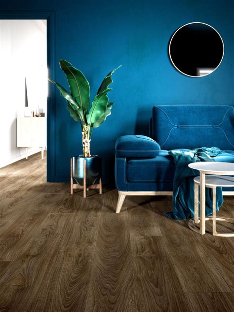 mooie pvc vloer van moduleo fel blauw met warm hout  altijd een bijzondere combinatie kijk