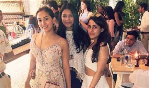 Shahid Kapoor’s Wife Mira Rajput Shares A Picture With Her Girl Gang In