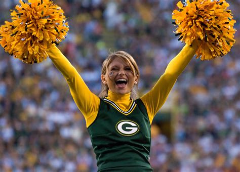 filegreen bay packers cheerleader jpg wikimedia commons